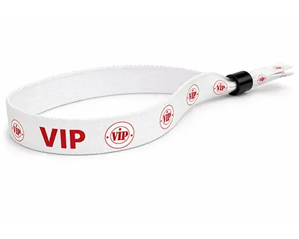 VIP-festarirannekkeet punaisella tekstillä